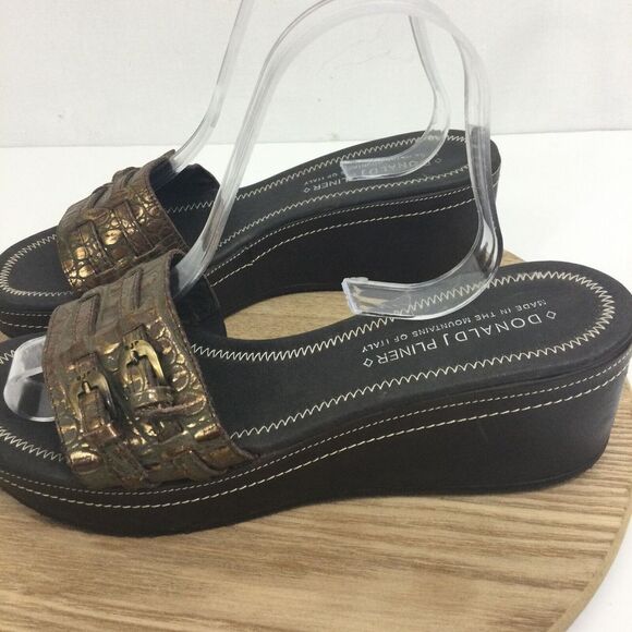 Donald J Pliner Wedge Sandals Slip On Copper Metal Brown Leather Italy Size 10M - Picture 6 of 14